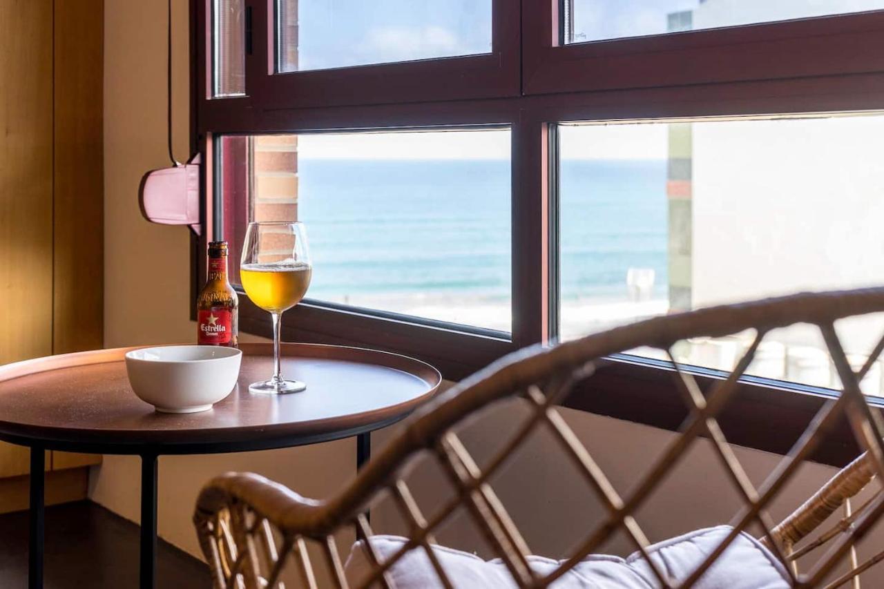 Luxury Holiday Home In Canteras Beachfront Las Palmas Exterior photo